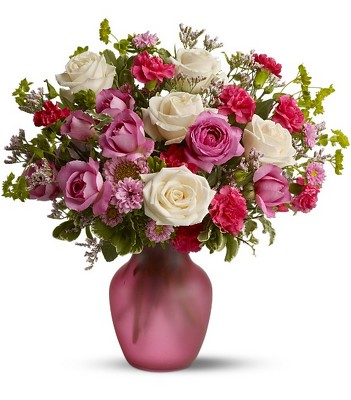 Rose Medley from Walker's Flower Shop in Huron, SD Rose Medley from Walker's Flower Shop in Huron, SD